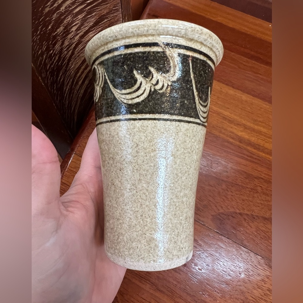 Vintage Midcentury Modern Vase - Picture 6 of 10